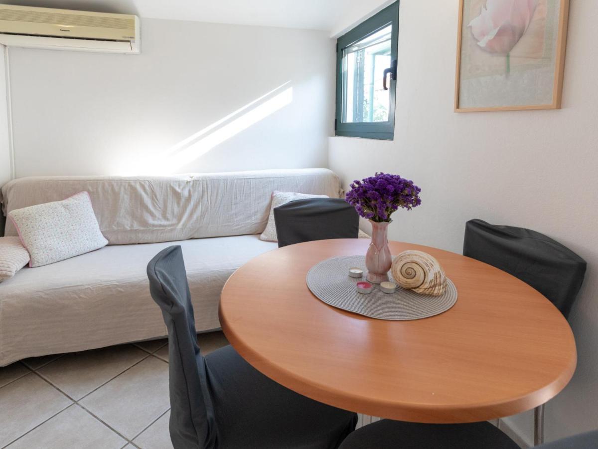 Holiday Home Dubra By Interhome Komarna Exterior foto